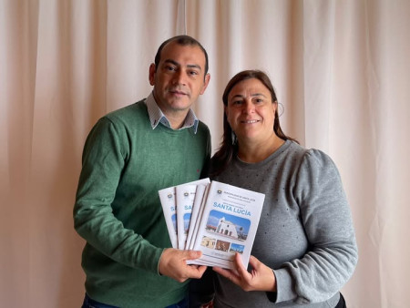 La presidente del Club Español Chinina Santinón, visitó la Casa de la Cultura y fue recibida por el Secretario de Cultura y Educación
